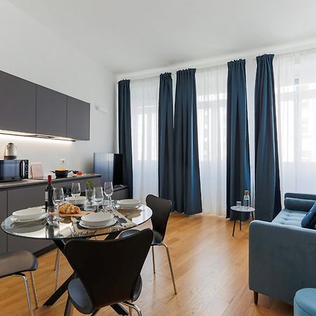 The Best Rent - Modern One Bedroom Apartment In San Babila Milan Exterior photo