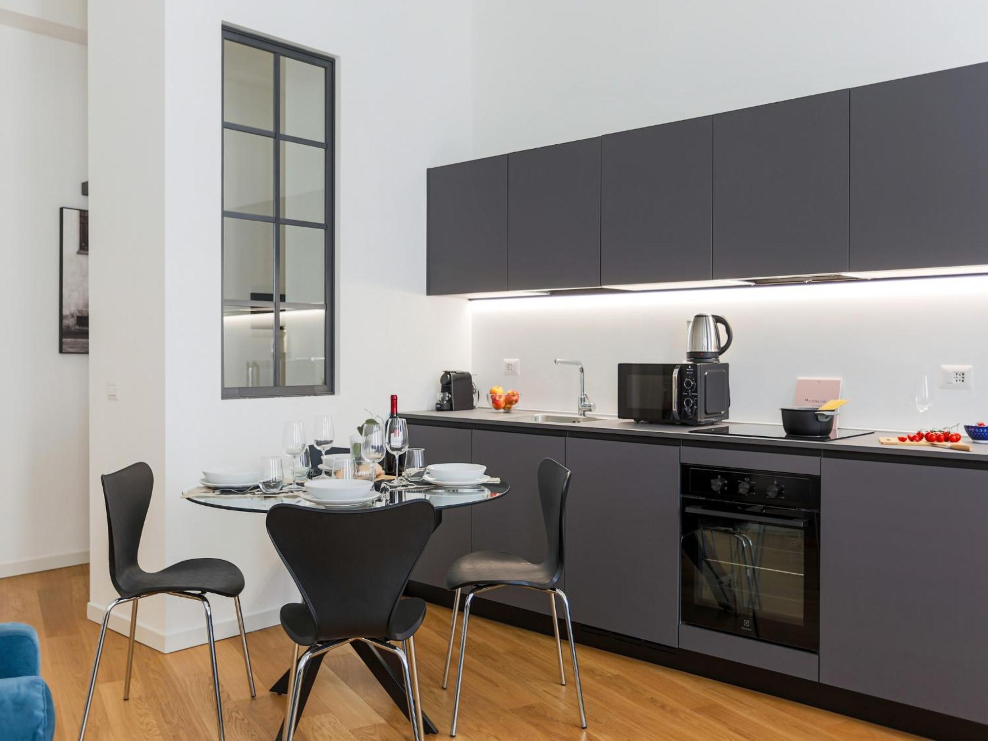 The Best Rent - Modern One Bedroom Apartment In San Babila Milan Exterior photo